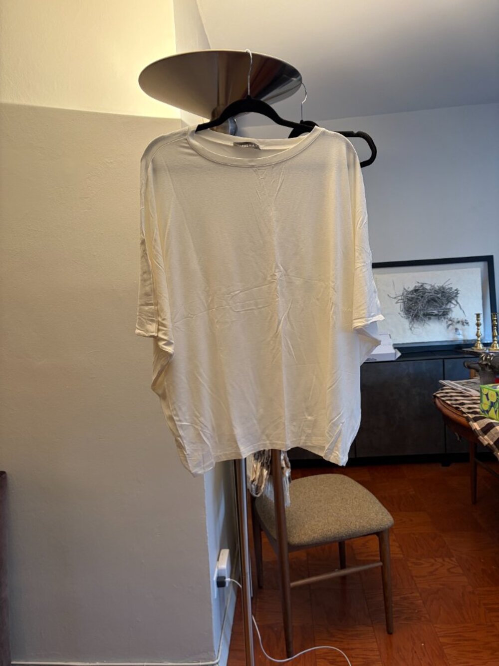 Alembika batwing top